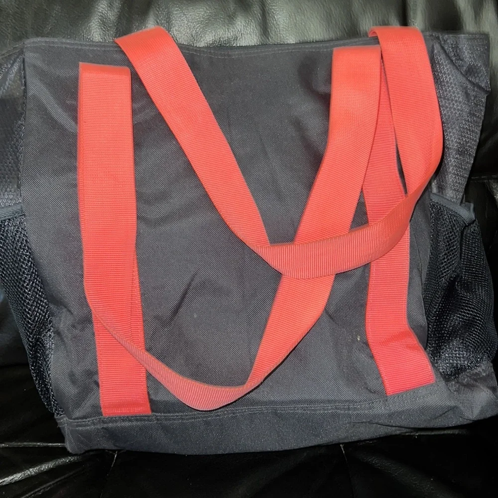 Adidas bag - Picture 3 of 3